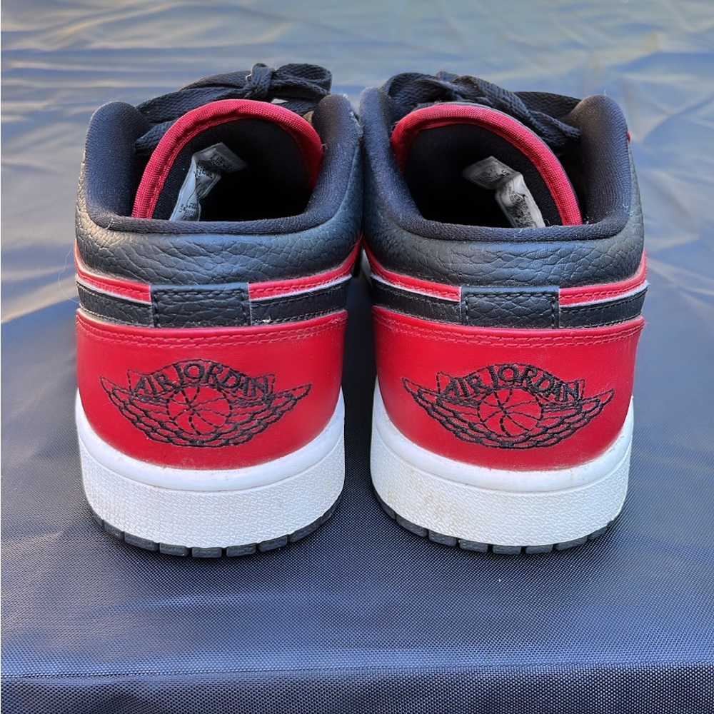 Men’s Air Jordan’s size 8, red, black and white. Authentic